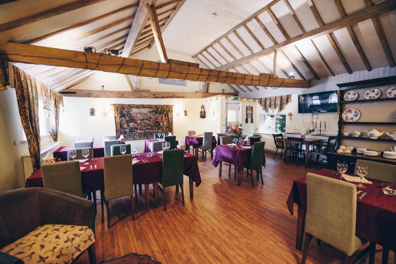 Fox Country Inn High Wycombe Ngoại thất bức ảnh
