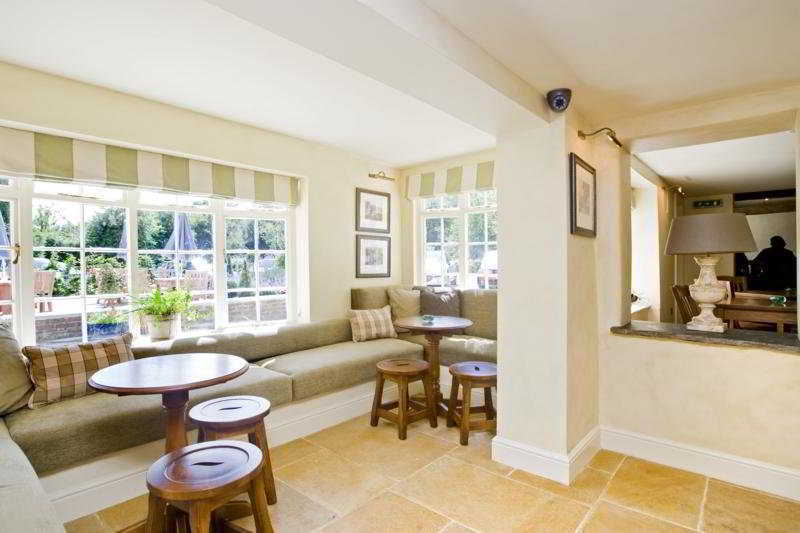 Fox Country Inn High Wycombe Ngoại thất bức ảnh
